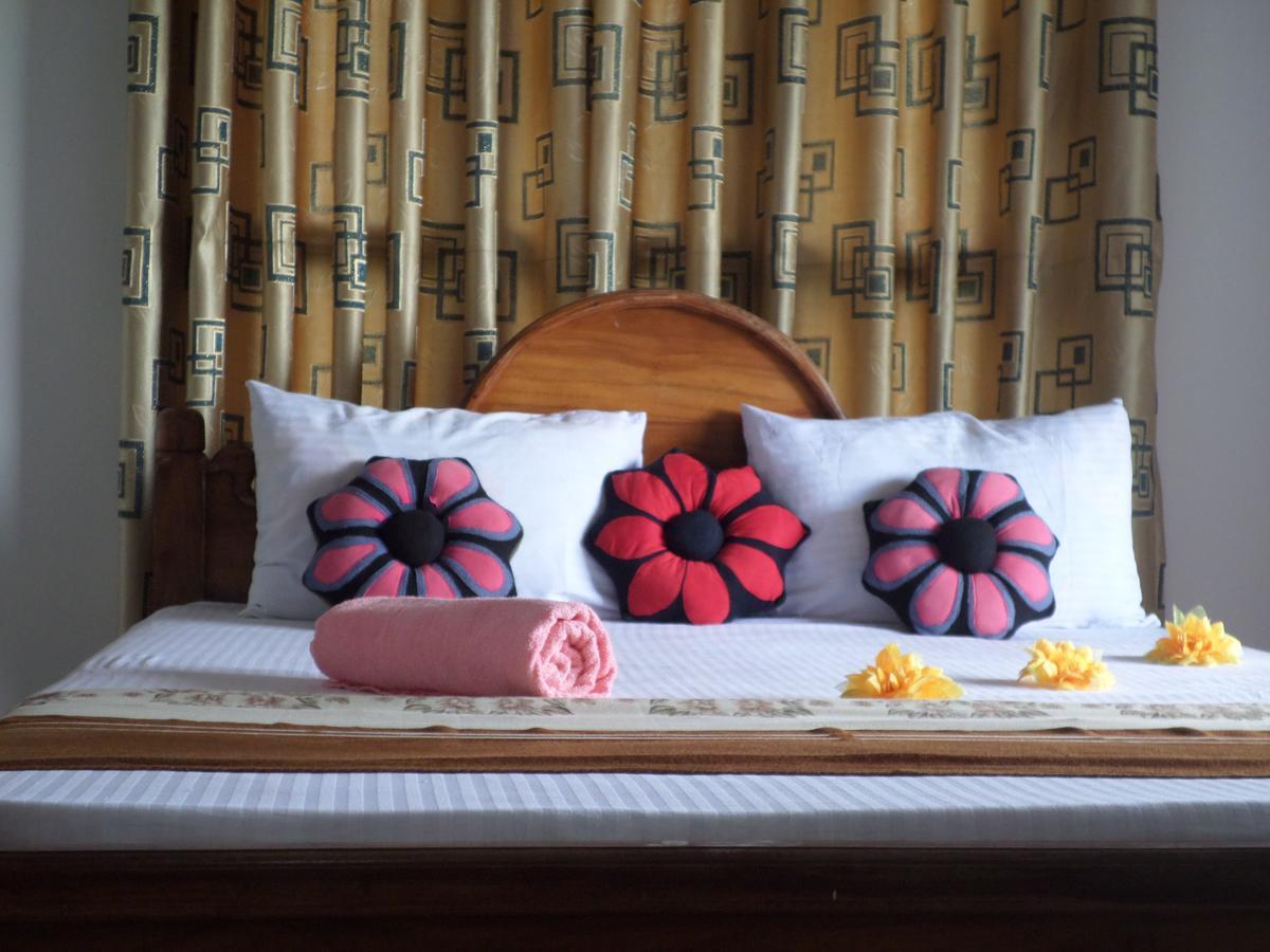 Peacock Villa Resort ウダワラウェ エクステリア 写真